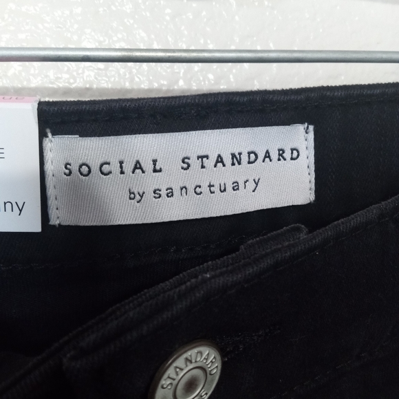 Social Standard By Sanctuary Black Camo Ankle Skinny Jeans NWT mid Rise - Picture 5 of 8
